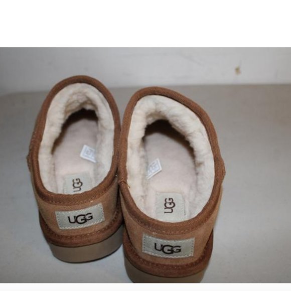 NIB UGGS AUSTRALIA UGG CLASSIC SLIPPER WATER RESISTANT CHESTNUT 9 - Picture 8 of 9